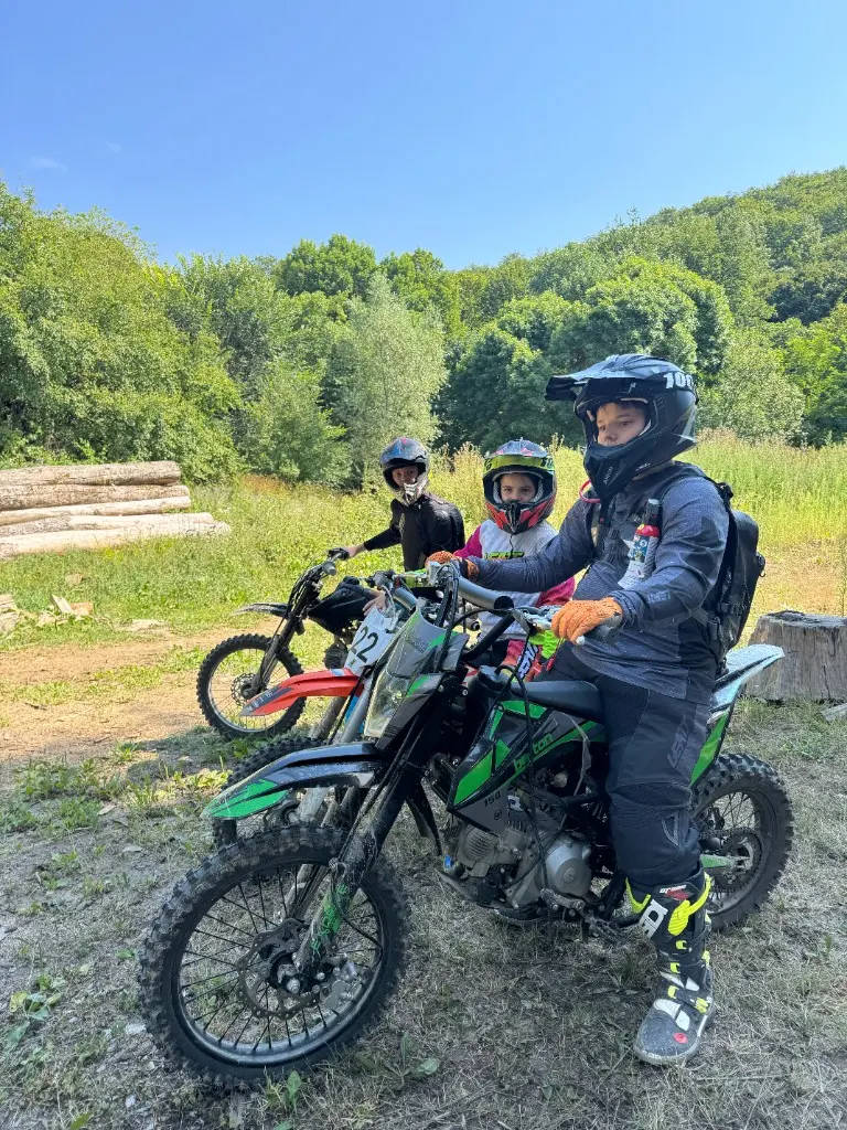 Motorcycle, scooter and ATV tyres with tarmac, mud and mixed-terrain tread patterns